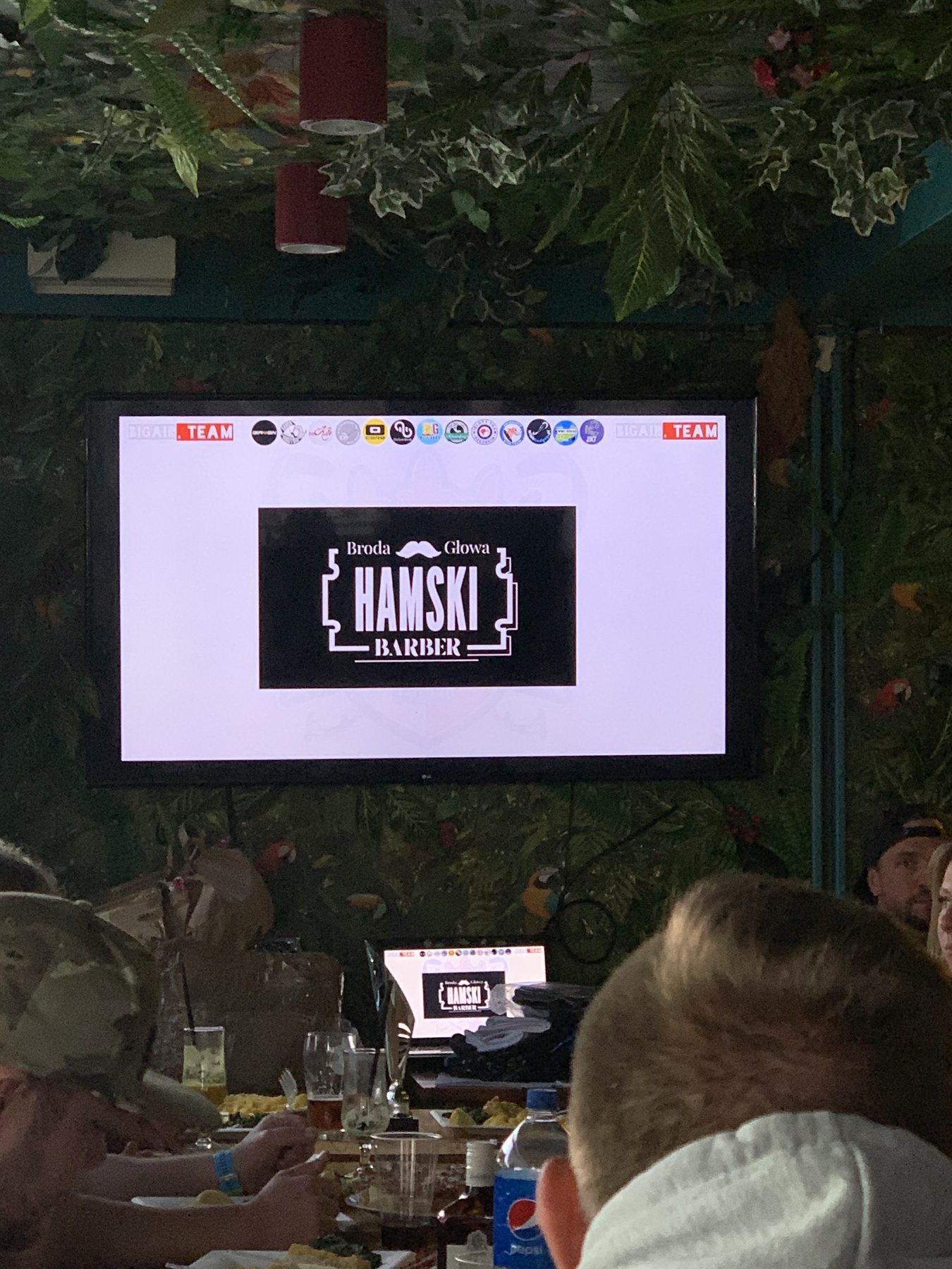Hamski Barber na evencie firmowym